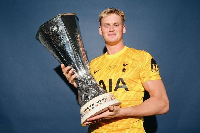 kaiyun.com-莫雷托：西汉姆联即将租借热刺门将金斯基，含选择买断条款